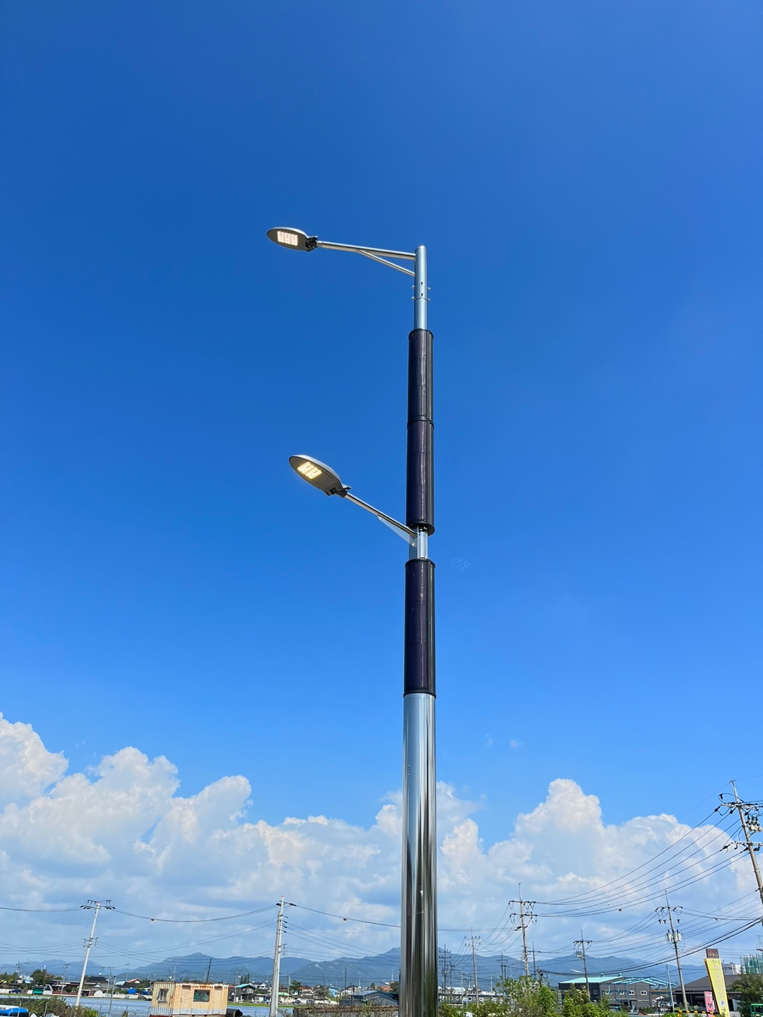 플렉시블 태양광 모듈을 활용한 일체형 태양광가로등 제조 기술