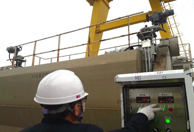 취수설비의 회전스크린 실시간 장력 감지 및 원격조정장치