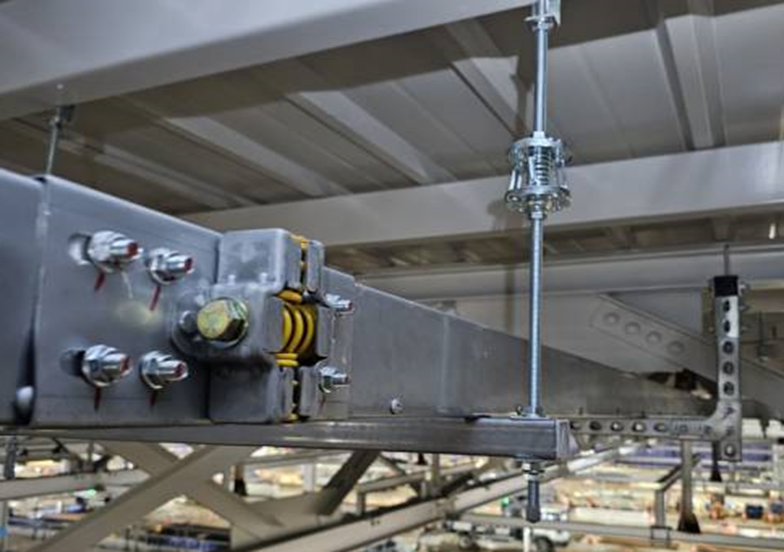 내진서포트행거와 내진연결조인트를 케이블트레이에 적용시킨 지진재해 예방기술