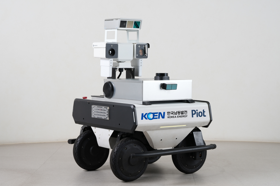 보안순찰 안전감시 로봇