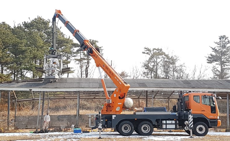 고소작업차량과 다기능케이지를 이용한 석면 슬레이트 해체·제거기술 (SLATER공법)