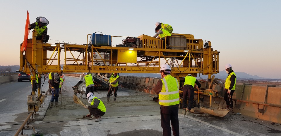 HiCon-12hr (교면포장)