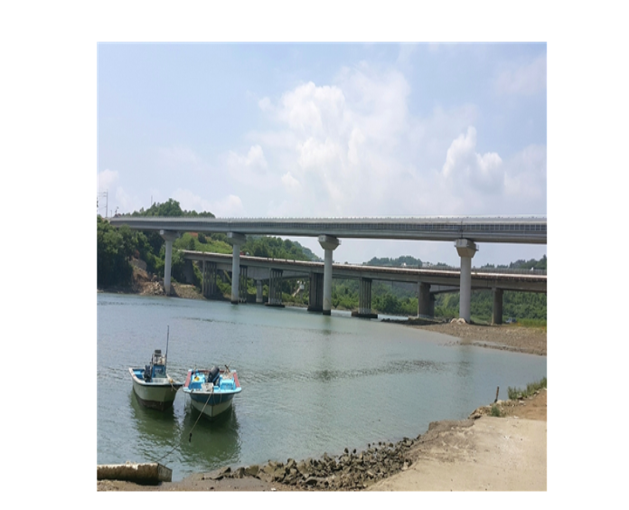  강합성 프리스트레스트 콘크리트 빔