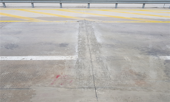 SSUltraCon 콘크리트 포장보수 (부분단면보수)