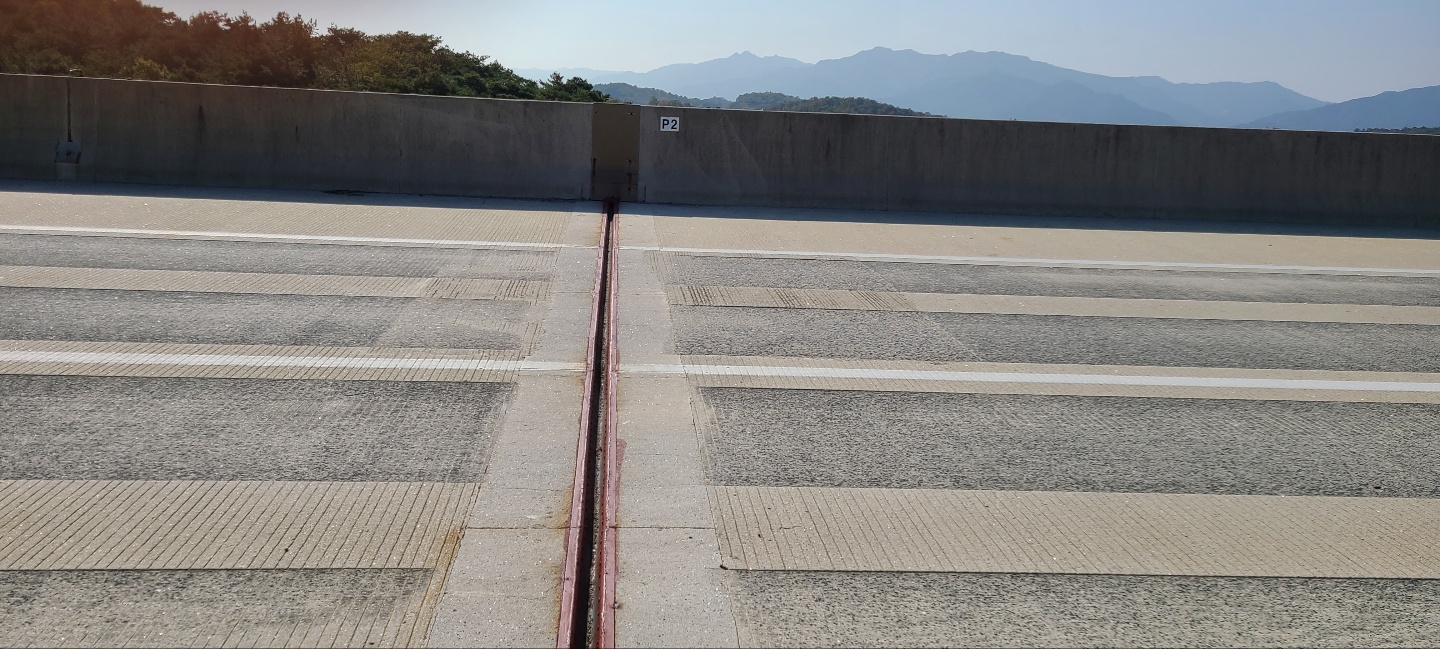 모노셀 신축이음장치의 보수 방법